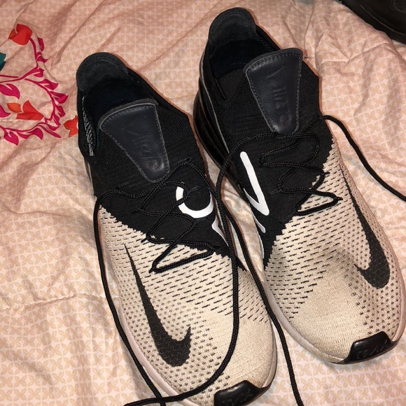Nike Other - Black and white Nike’s